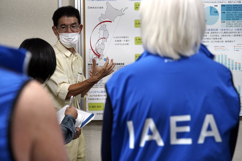針對日本將東京電力公司（簡稱東電）福島第一核電廠內「核汙水」排放入海，國際原子能總署（IAEA）首度派遣的調查團，從今天開始調查日方是否遵循國際安全標準進行排放。 美國聯合通訊社