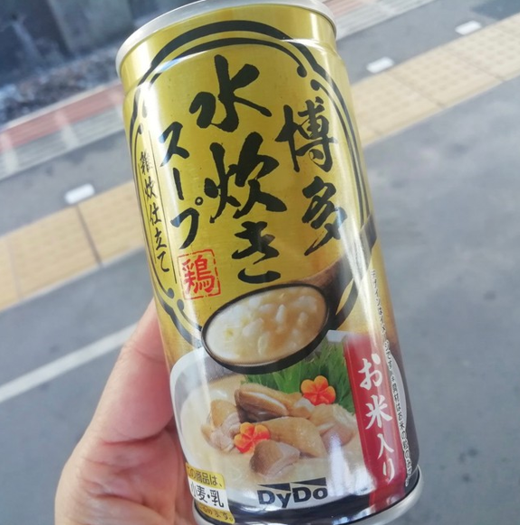 近期，日本大型飲料公司DyDo Drink推出罐裝粥，引起網友關注。圖／擷自《Maidona News》