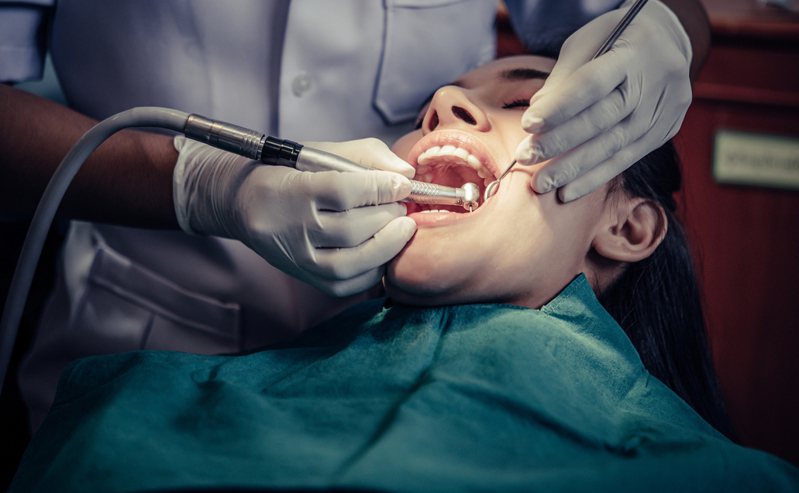 牙醫師示意圖。圖／ingimage