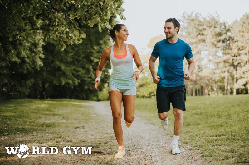 美國期刊「American Journal of Cardiology」一項研究，發現受試者在跑步機上多堅持1分鐘，能使性活動持續時間增長2.3分鐘。圖／World Gym 提供