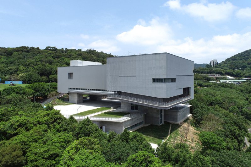 郭旭原聯合建築師事務所設計的臺北藝術大學科技藝術館獲2023台灣建築獎。圖/建築師雜誌提供