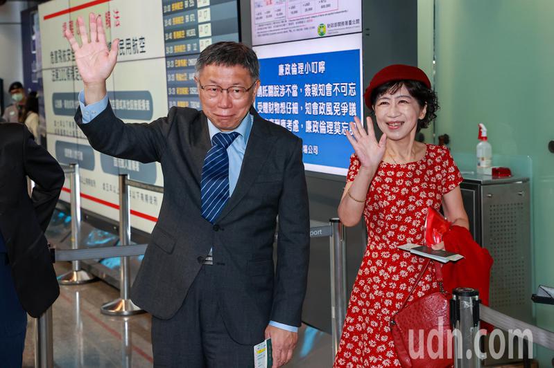 民眾黨總統參選人柯文哲妻子陳佩琪（右）「護夫心切」。圖／聯合報系資料照片