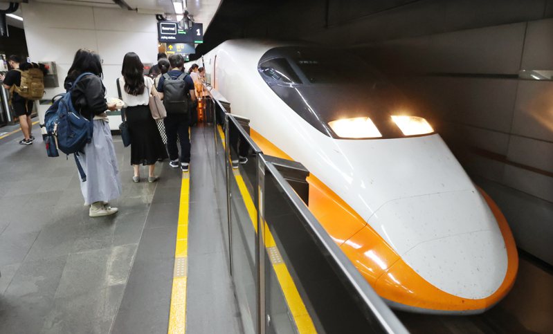 台灣高鐵元旦連假疏運車票自12月1日凌晨零時起開賣。本報資料照片