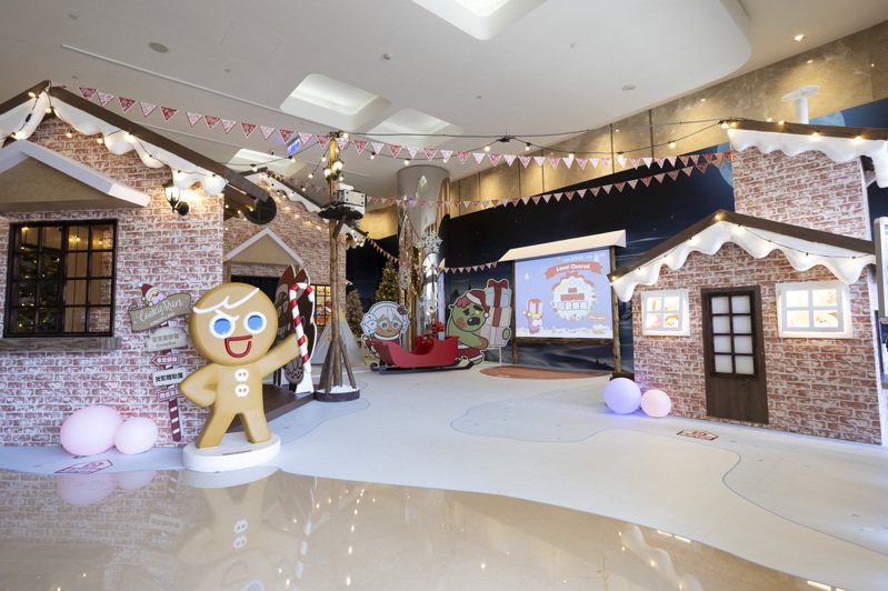 昇恆昌內湖旗艦店攜手「CookieRun薑餅人」打造夢幻雪景薑餅屋村莊。圖／昇恆昌提供