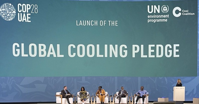 COP28主辦國阿拉伯聯合大公國主席團與聯合國環境署(UNEP)在5日共同發起「全球冷卻行動承諾（Global Cooling Pledge）」，要在2050年前，將全球冷氣空調排放的溫室氣體減少60%以上。目前已有包括美國在內的63個國家響應參加。圖／劉銘龍提供