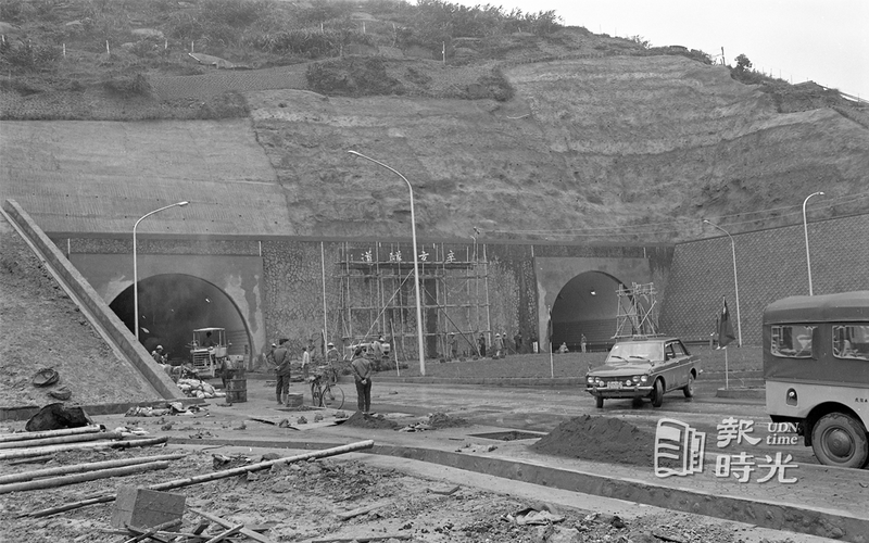 台北市政府定明（十四）日舉行辛亥隧道工程竣工典禮。 聯合報系資料照（1972/02/13 高鍵助攝影）