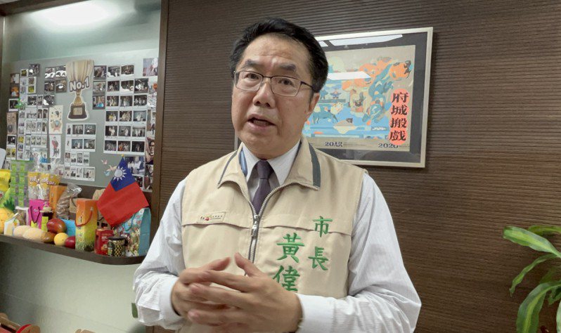 台南市長黃偉哲說這一次的選舉，台南鄉親受到很多委屈，許許多多外來的人，為了自己的私利，一直胡亂批評台南。記者吳淑玲／攝影