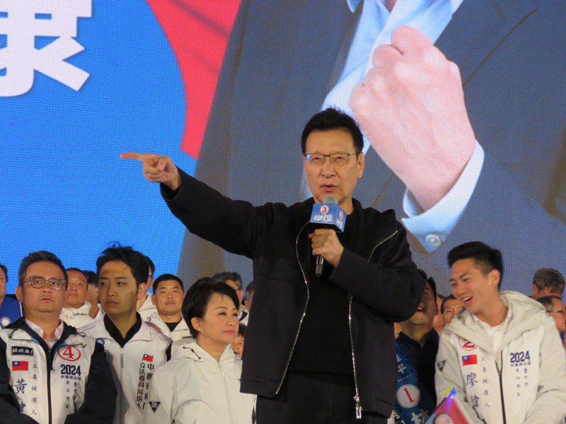 國民黨副總統候選人趙少康批評，民進黨已經離開人民太遠了。記者黃寅／攝影