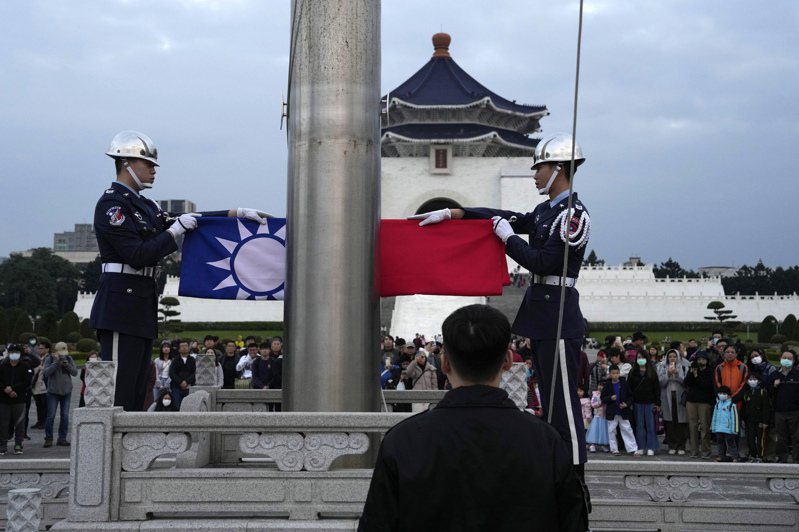 一名南韓記者表示台灣和大陸存在5處不同，另外，台灣年輕選民在這次選舉中，態度發生轉變。 圖／美聯社