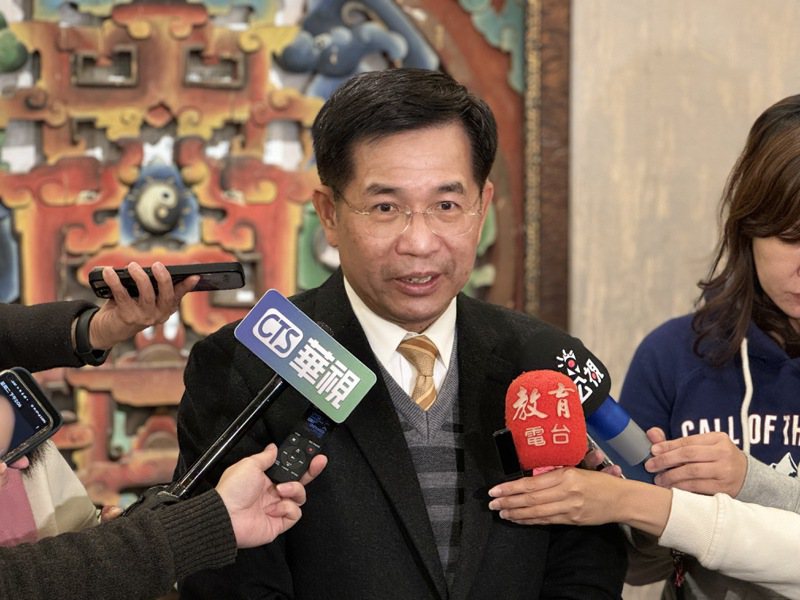 教育部長潘文忠今接受媒體聯訪。記者李芯／攝影