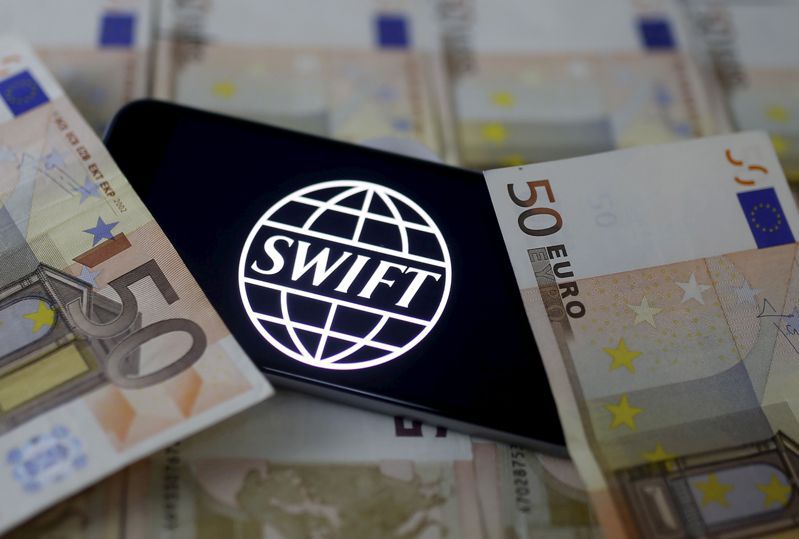 俄羅斯央行表示，俄羅斯正在與其他金磚國家討論國家金融訊息傳輸系統的互動，以替代環球銀行金融電信協會（SWIFT）。示意圖 。路透