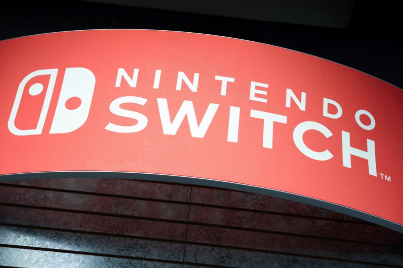 任天堂（Nintendo）上季營業利益優於預期，且上調全年度Switch銷售預測至1,550萬台，高於原先預估。路透