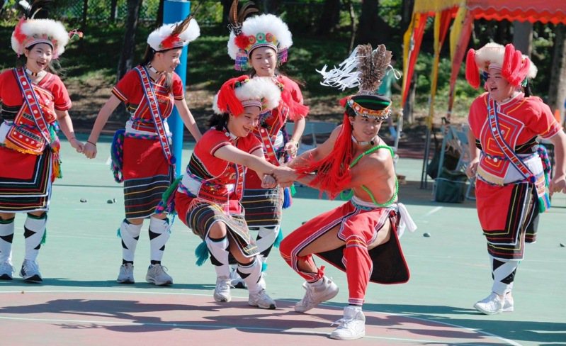金山高中原住民藝能班表演活動。圖／新北市教育局提供
