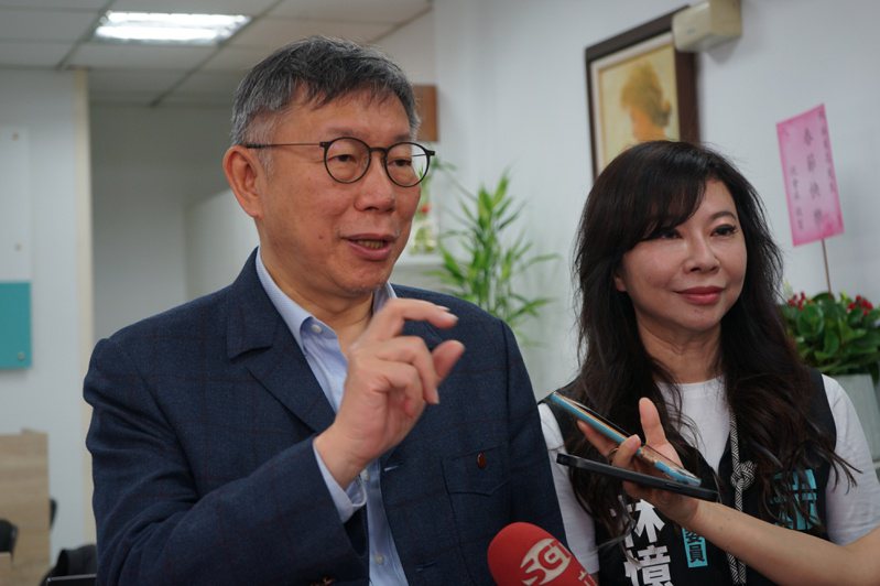 台灣民眾黨主席柯文哲（左）。記者王燕華／攝影