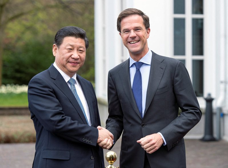 荷蘭總理呂特（右）在北京和中國大陸國家主席習近平會談。路透