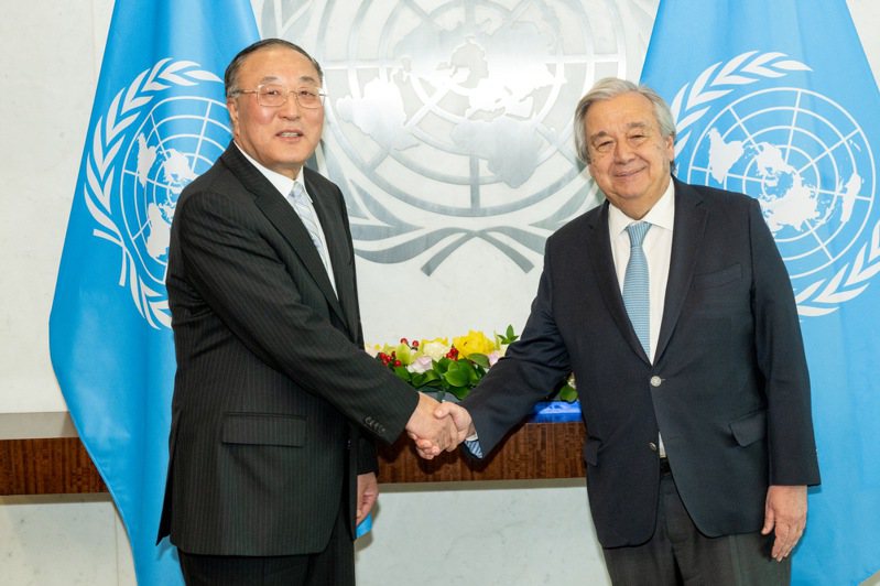 中國駐聯合國代表張軍與聯合國秘書長古特雷斯話別。     中國常駐聯合國代表團網站