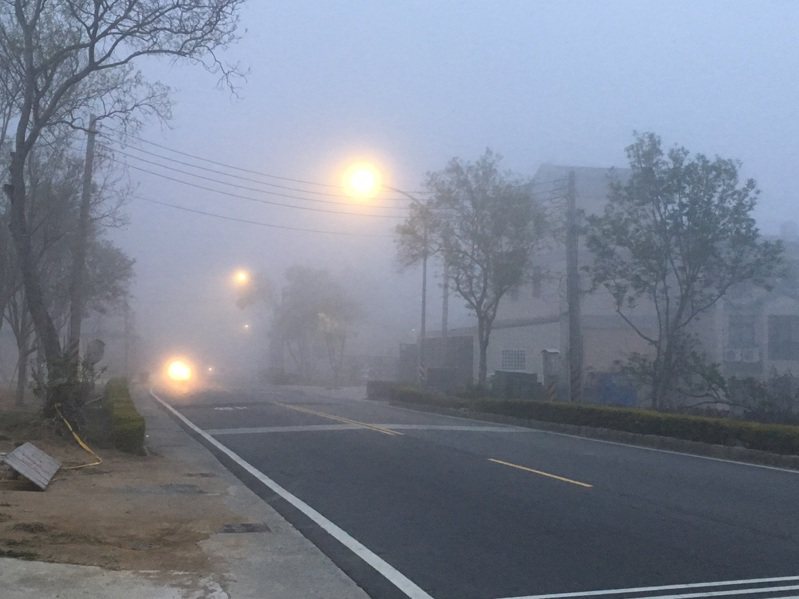 適逢清明連假疏運，金門連日起霧影響能見度。示意圖。圖／本報資料照片