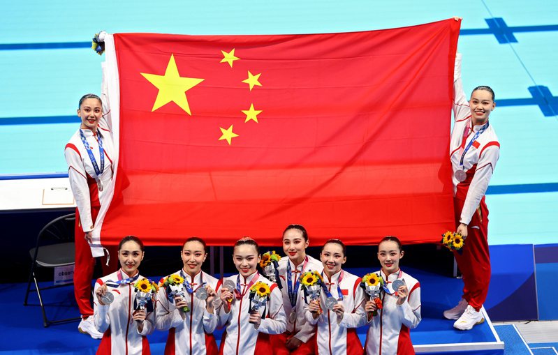 紐約時報日前揭露，23名中國遊泳選手在東京奧運前7個月的藥檢呈陽性反應，卻被放行參賽，世界反禁藥組織正式宣布指派特別檢察官調查。 路透