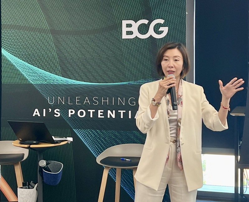 BCG董事總經理暨合夥人、BCG大中華區營運專項共同負責人陳美融表示：「現在晉升到 AI 2.0的企業只佔3%至5%，約八成五都還停留在 AI 0.0的階段，從 AI 1.0進階到 AI 2.0，有機會在三年內達成。」(BCG/提供)