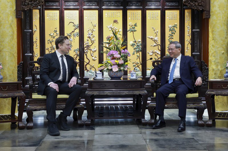 馬斯克在X平台說，很榮幸見到了中國總理李強，「我們認識好幾年了，早在上海時期」。美聯社