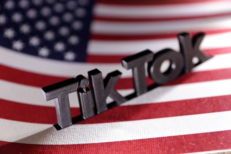美國政府認為TikTok 透過蒐集美國1.7億使用者的資料，會危及美國國家安全。（路透）