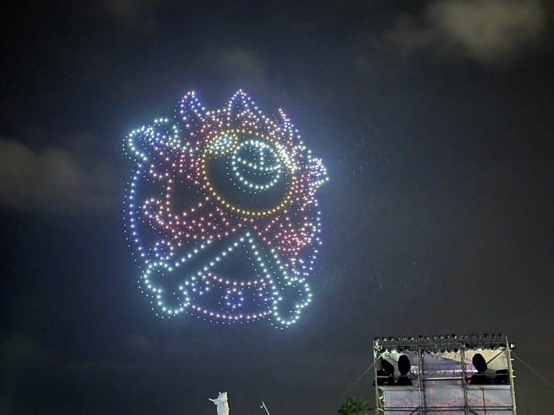 2024澎湖国际海上花火节昨晚展出航海王主题无人机灯光秀。图／澎湖县政府提供