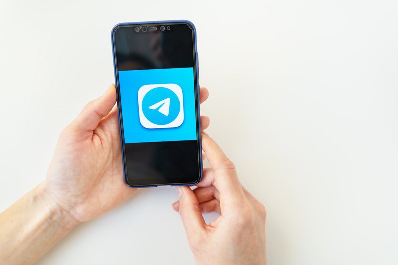 非法性影像論壇「創意私房」疑似在Telegram群組重啟，衛福部表示，若屬實將通知Telegram協助移除下架，如24小時內未移除，將直接封網，屆時全台將無法使用所有Telegram。 圖／Ingimage
