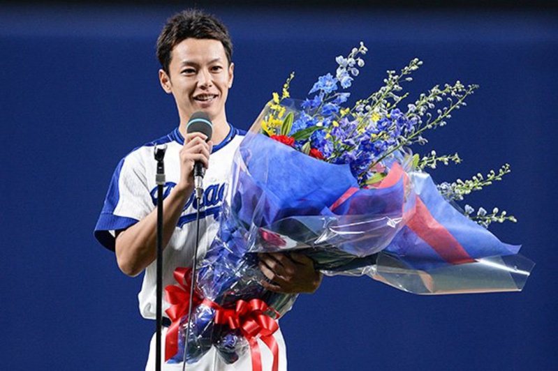 浅尾拓也在2011年球季中继出赛79场，是中日能2连霸的大功臣。 中日龙FB官方粉丝团