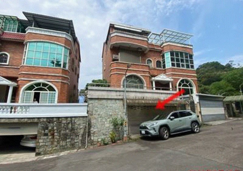 刘冠军妻子名下位于台北市文山区的豪宅今天以底价5800万拍卖但流标。图／台北分署提供