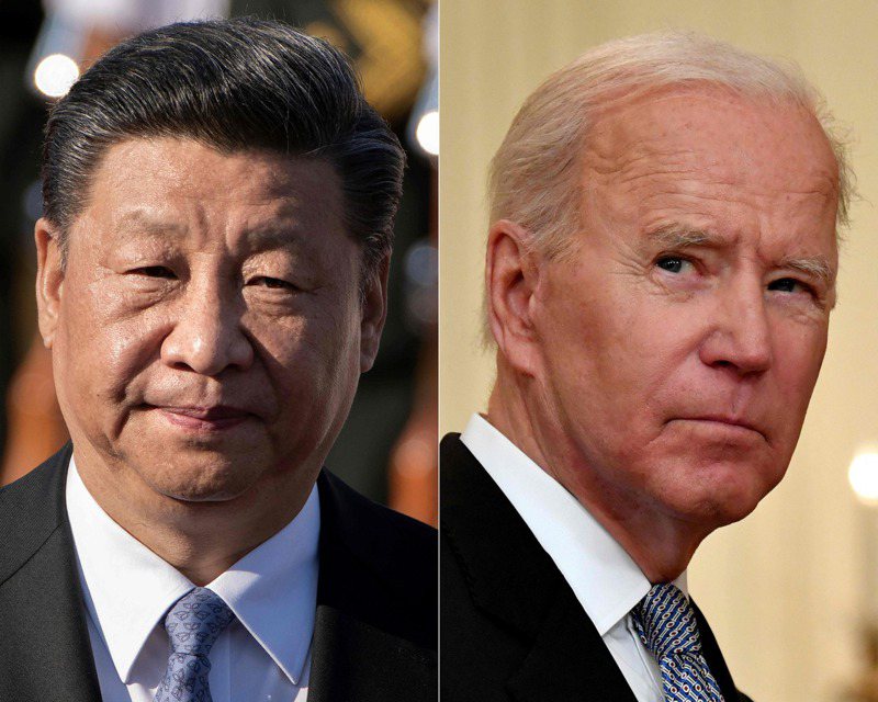 拜登总统（右图）与中国国家主席习近平（左图）可能在今年夏天通话；两人曾在今年3月透过视讯会谈。（Getty Images）(photo:UDN)