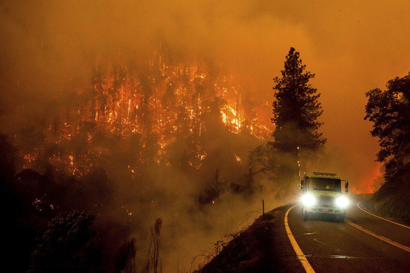 加州野火被列为十大气候灾害之首。(美联社)(photo:UDN)
