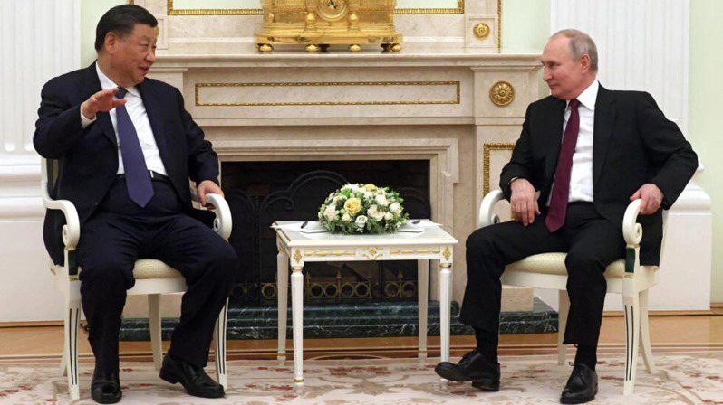 俄羅斯總統普亭即將前往中國並會見中國國家主席習近平，兩人會晤世界關注。(路透資料照片)