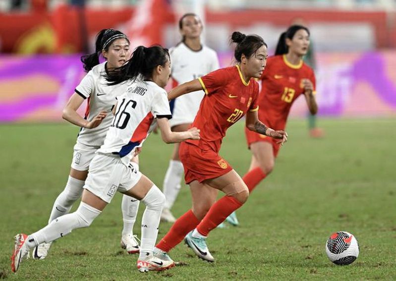 中國女足在賽場。(取材自澎湃新聞)