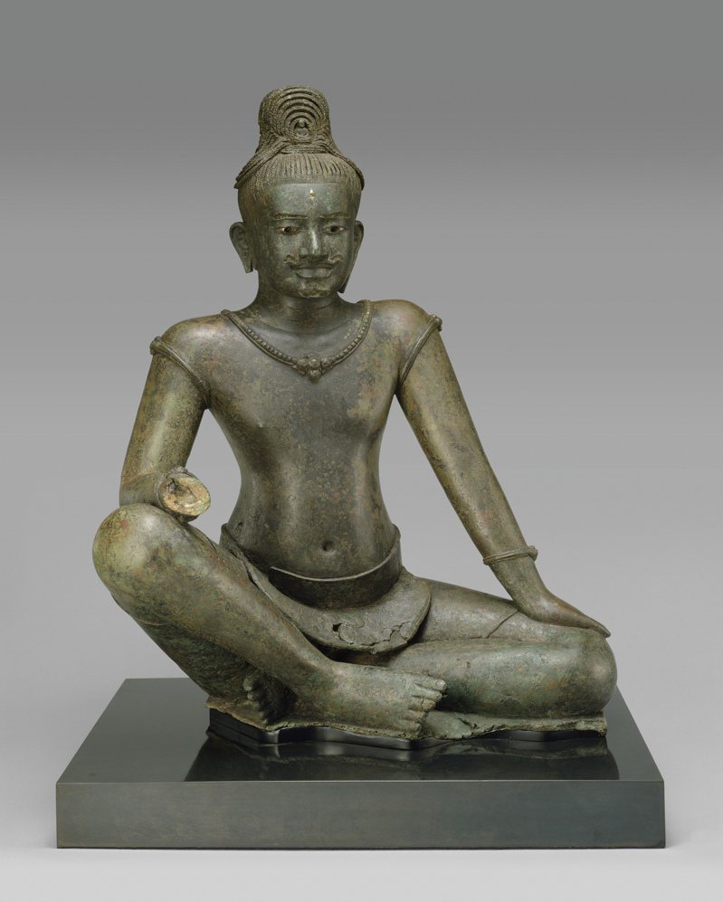 這件觀世音菩薩坐像，是大都會博物館準備歸還柬埔寨和泰國的16件藝術品之一。(美聯社)
