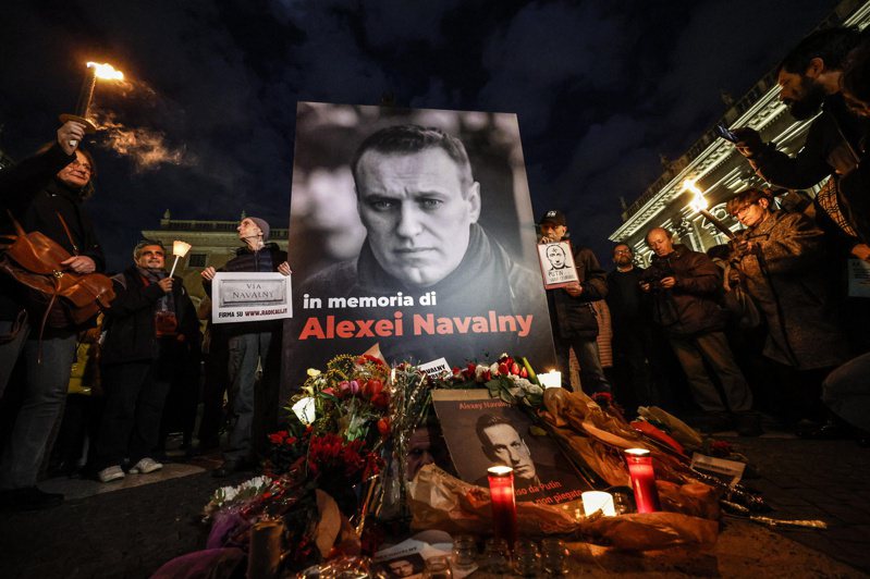 俄羅斯反對派人士納瓦尼日前在獄中猝逝引發關注，拜登政府23日將對俄羅斯宣布新一波重大制裁。(歐新社)