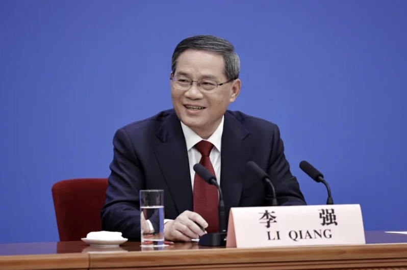 中國國務院總理李強13日在北京調研，並召開座談會，希望北京市能充分發揮優勢，在發展新質生產力上走在前列，起到示範帶動作用。（中新社）