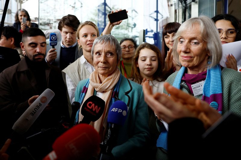 一群瑞士年邁婦女控告瑞士政府在對抗氣候變遷方面作為不足，歐洲人權法院9日做出首開先例的判決，裁定瑞士政府違反歐洲人權公約。（路透）