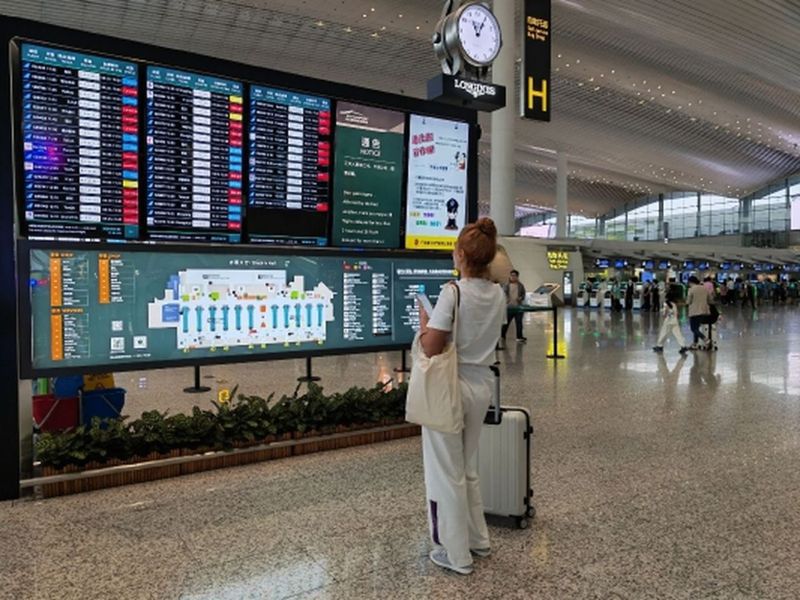 廣州白雲機場啟動大面積航班延誤黃色預警。(取材自微博)