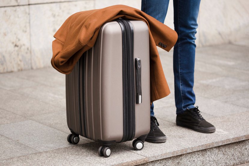 行李箱對於喜歡旅遊的朋友來說，是重要的夥伴。 圖／freepik