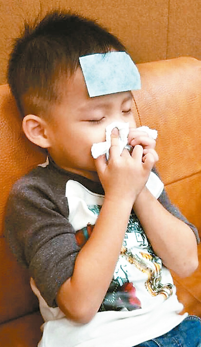 流感季節到，小朋友及老人家易受病毒攻擊。