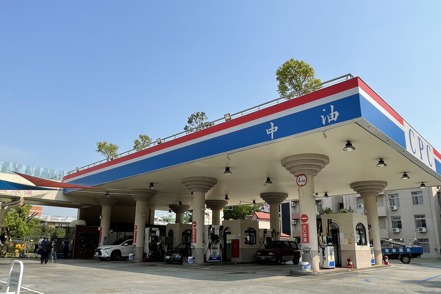 台灣中油公司30日宣布，依據政府核定之天然氣價格公式計算，5月天然氣價格電業用戶調降3%。 圖／中油提供