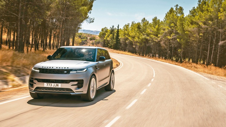 2024新年式Range Rover Sport更饒富駕馭樂趣，全新定義奢華跑格。 圖／台灣捷豹路虎