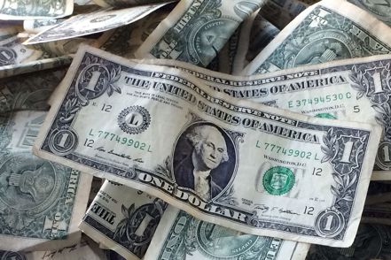 美元近日較其他主要貨幣走強反映了美國經濟實力。 路透