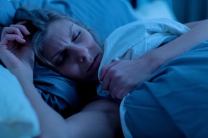現代人生活忙碌，失眠在所難免，但治療失眠的方式百百種，專家表示不要輕信。路透／alamy