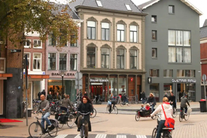 爭取行的安全，荷蘭公民上街！翻轉汽車優先邏輯，成為今日自行車天堂