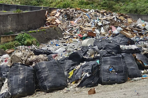 台東綠島、蘭嶼垃圾爆滿，環保局：呼籲遊客減少一次性用品