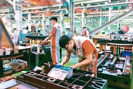 2024年1月台灣製造業採購經理人指數（PMI）經季節調整後指數回升1.2至48，連續11個月緊縮。 圖／聯合報系資料照片
