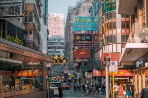 香港最強「限塑令」4/22上路 飯店餐飲業禁止免費提供