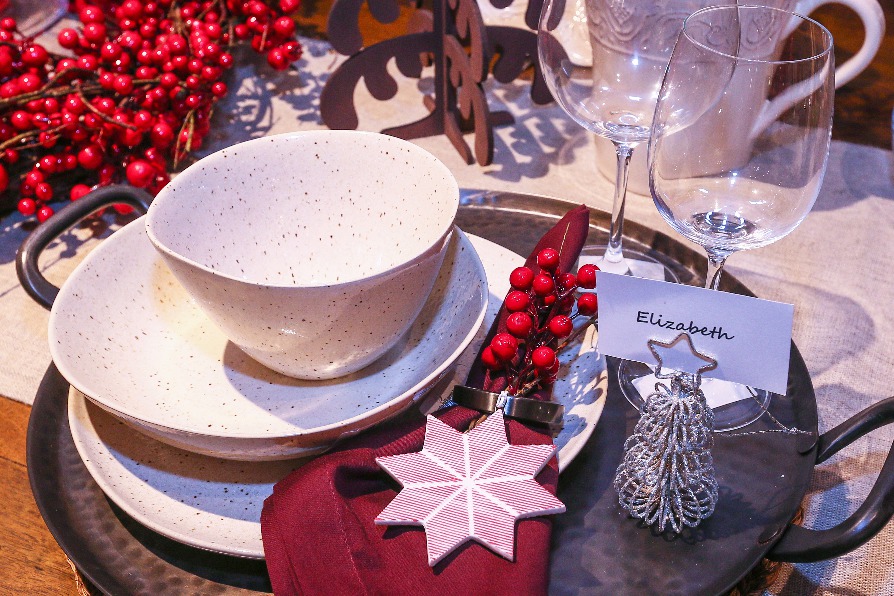 小單品聰明布置／紅色耶誕主題餐桌 溫馨可愛 