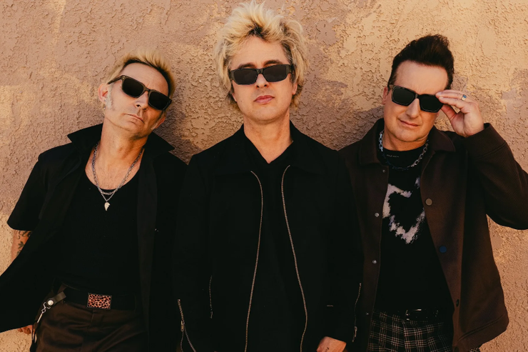 龐克搖滾依舊！Green Day 暴力打破虛幻的動亂美國夢！
